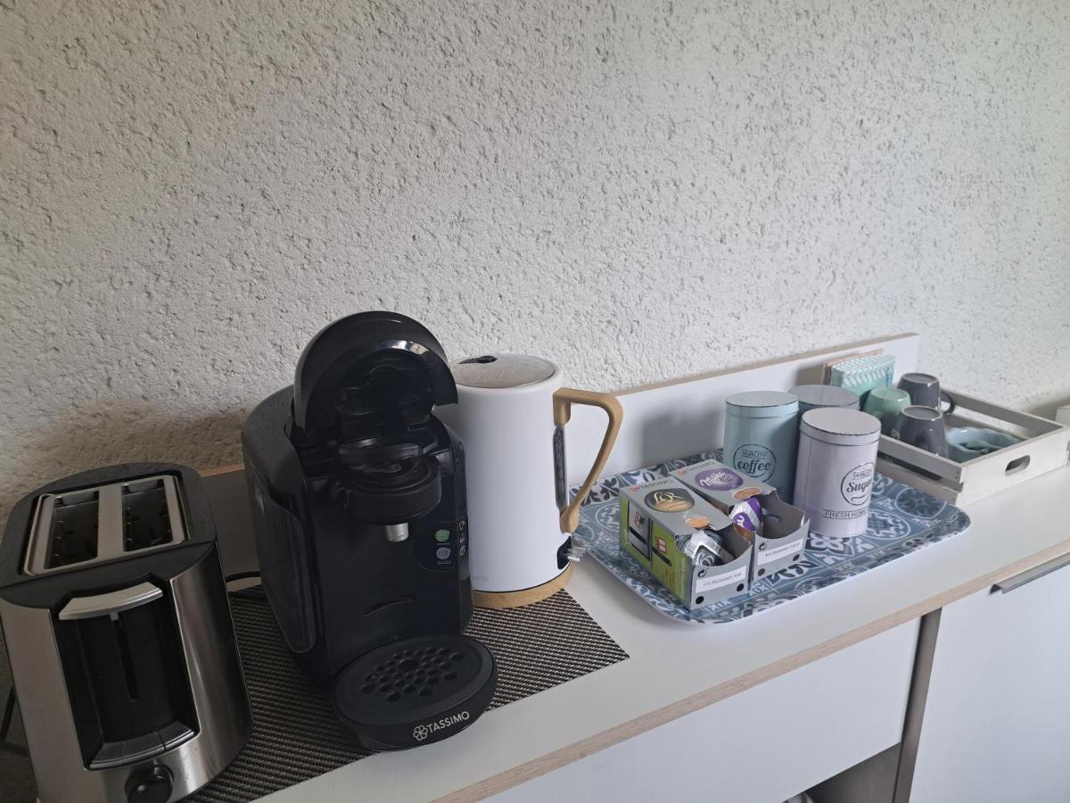 Studio Avec Jardin A 5 Min Du Parc Walibi Roquefort  外观 照片