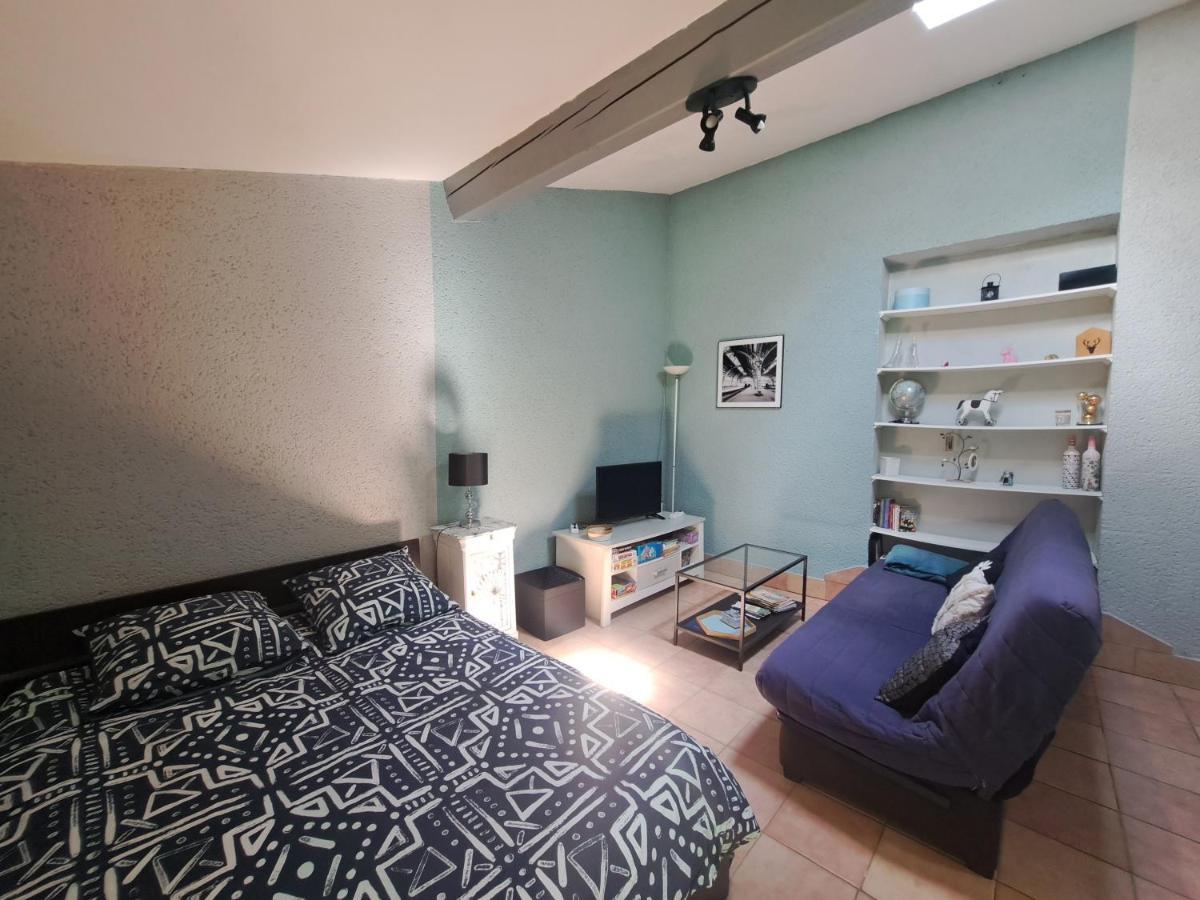Studio Avec Jardin A 5 Min Du Parc Walibi Roquefort  外观 照片