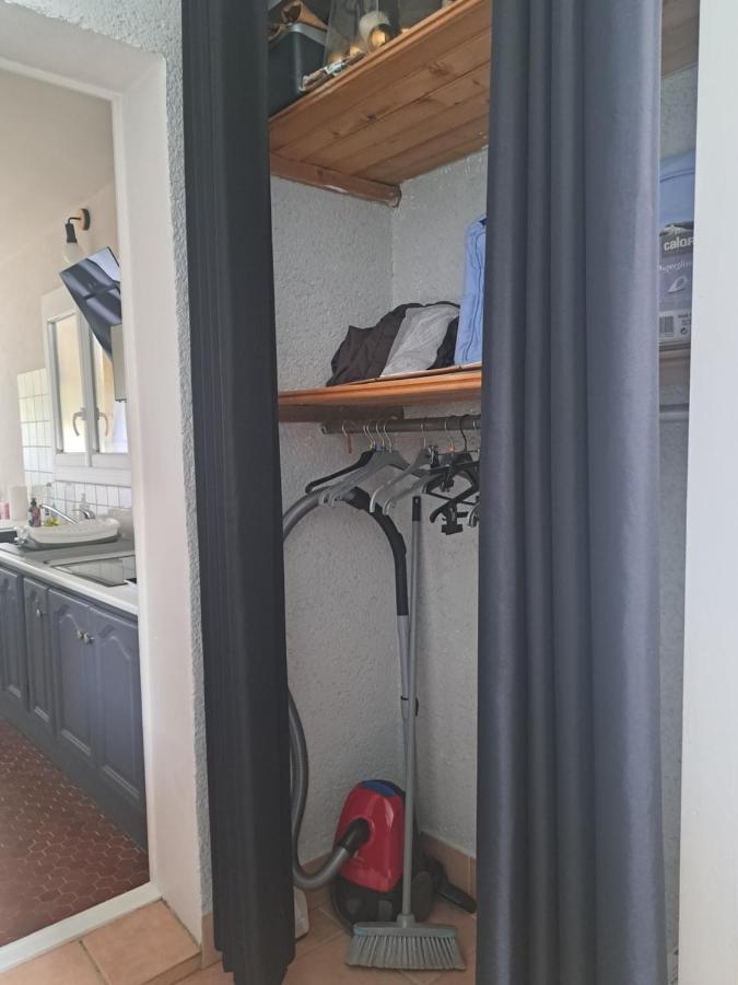 Studio Avec Jardin A 5 Min Du Parc Walibi Roquefort  外观 照片